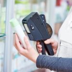 Etichettatrice manuale o automatica: tutto ciò che c'è da sapere a riguardo Etichettatrice manuale o automatica: tutto ciò che c’è da sapere a riguardo